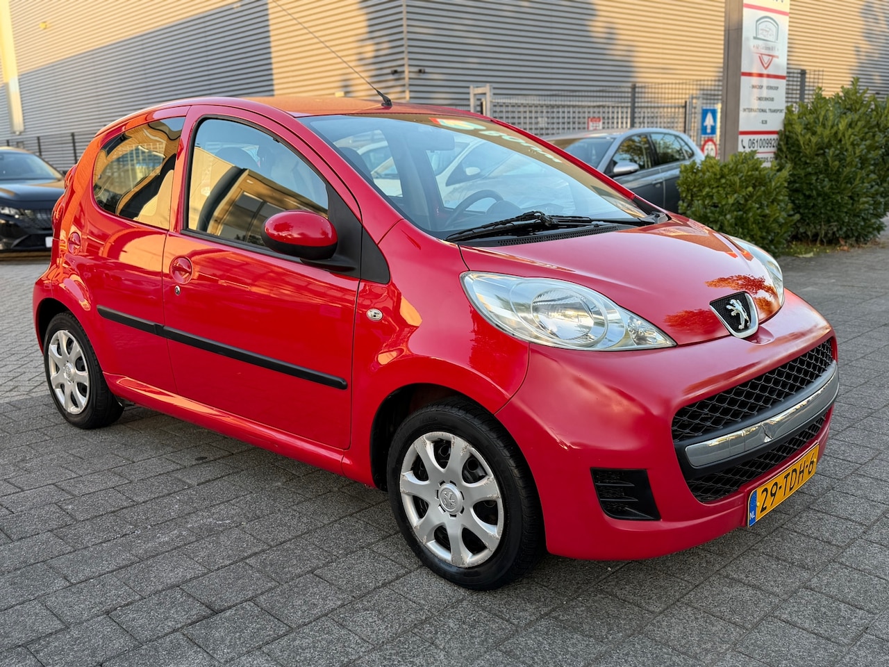 Peugeot 107 - 1.0-12V XS|Airco|NAP|Nieuwe APK - AutoWereld.nl