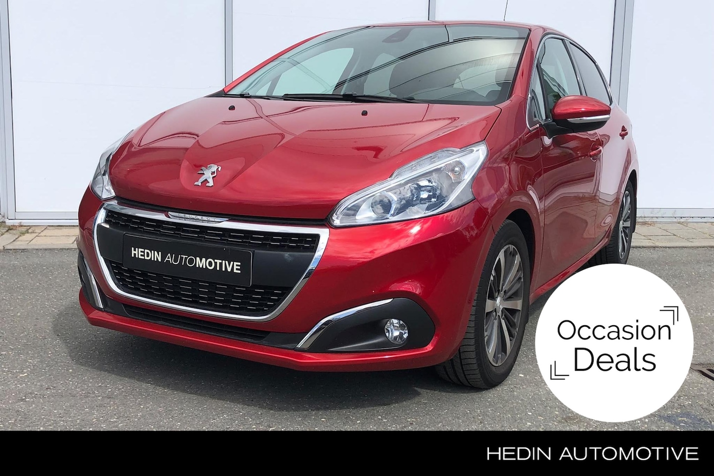 Peugeot 208 - 1.2 82PK Allure | Trekhaak | Navigatie | Camera | Climate Control | Cruise Control | PDC A - AutoWereld.nl