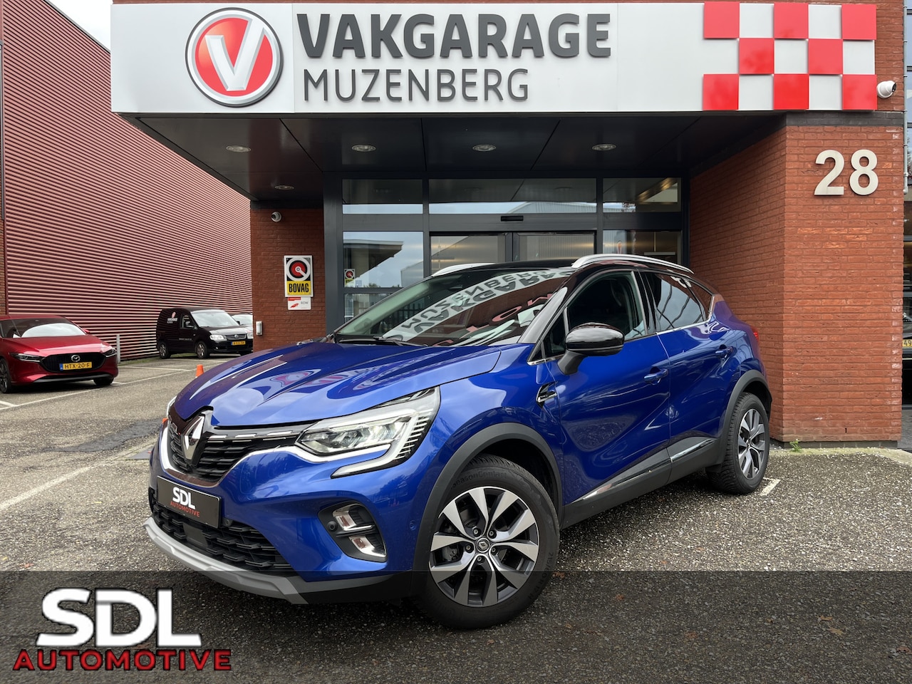 Renault Captur - 1.3 TCe 130 Intens // KEYLESS // 360 CAMERA+SENSOREN // LED // NAVI+CARPLAY // PARK ASSIST - AutoWereld.nl
