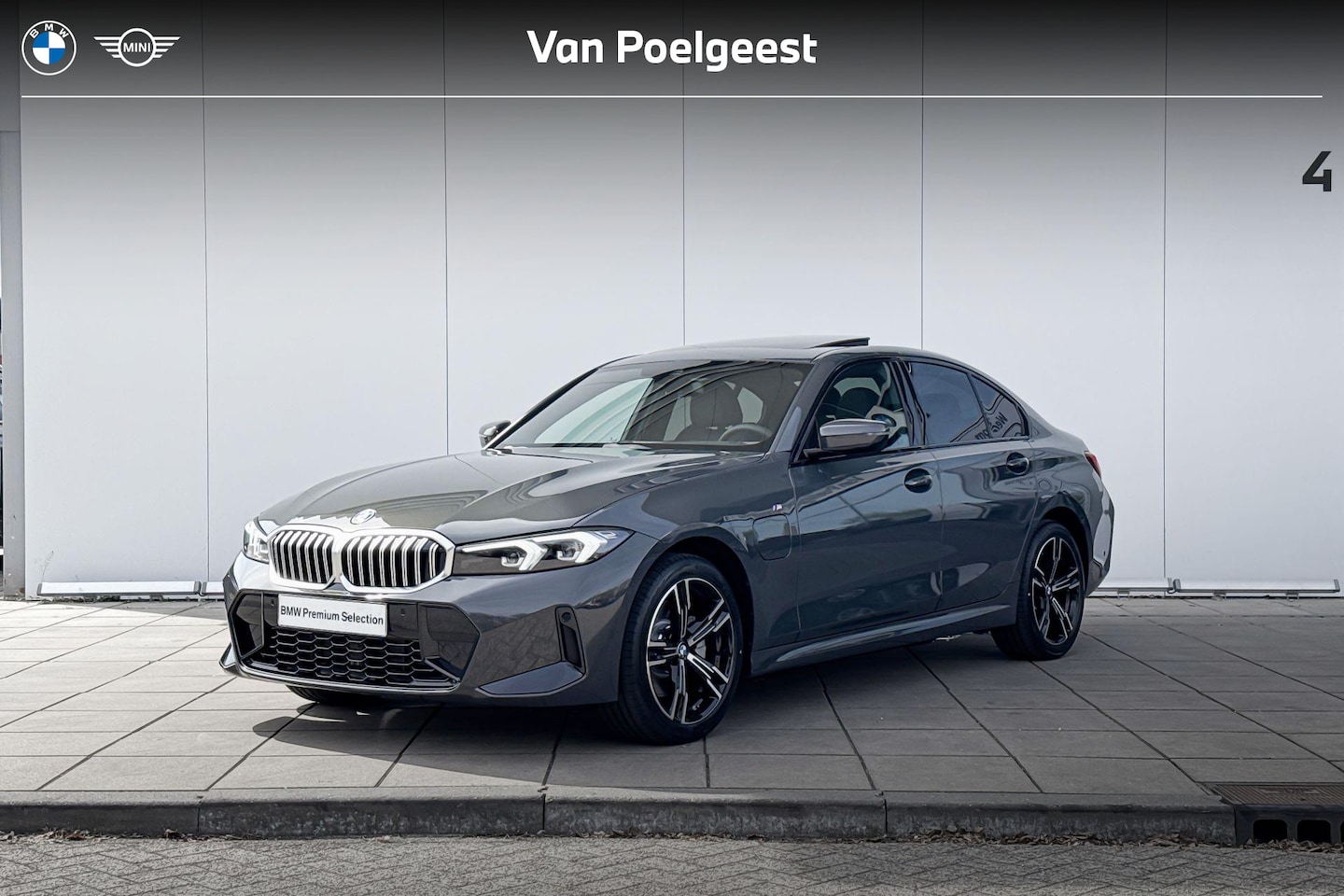 BMW 3-serie - Sedan 330e M-Sport | 18 inch | Trekhaak | Stoelverwarming - AutoWereld.nl