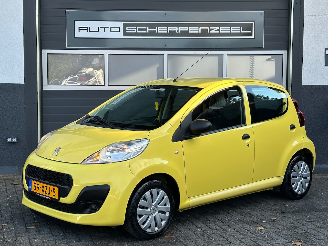 Peugeot 107 - 1.0 Access I CARPLAY I 97.630 KM I NL AUTO I ZUINIG - AutoWereld.nl