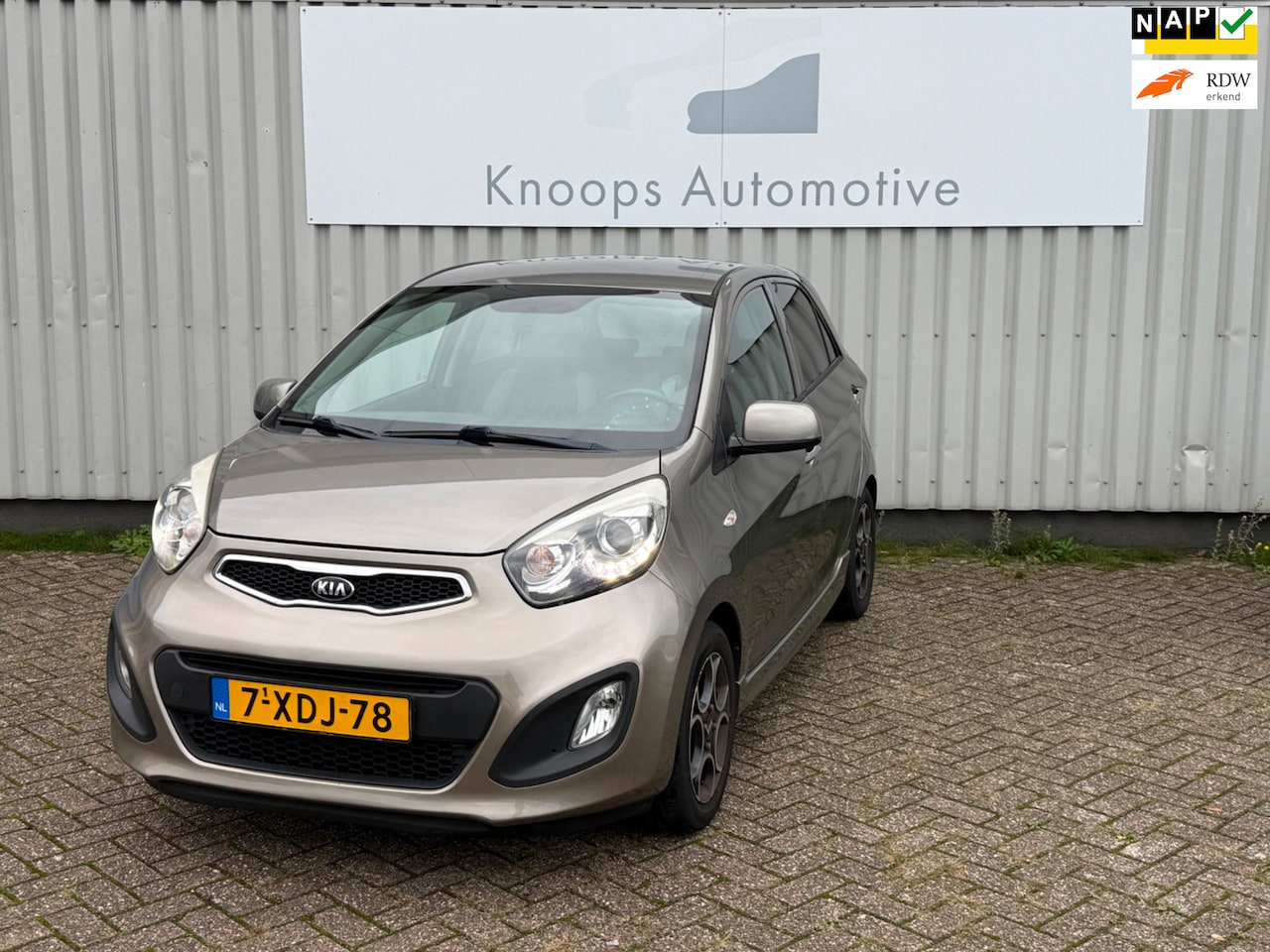 Kia Picanto - 1.2 CVVT World Cup Ed. 5 Deurs Airco - AutoWereld.nl