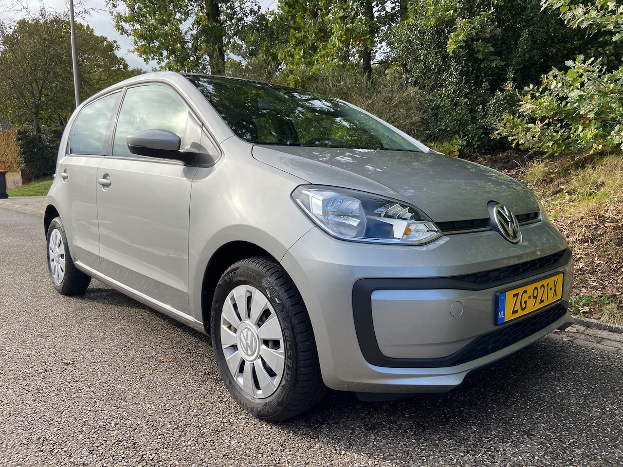 Volkswagen Up! - 1.0 BMT move up! 1.0 BMT move up!, BJ`2019, airco, 5 deurs - AutoWereld.nl