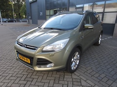Ford Kuga - 1.6 Titanium 2014 Navi/Clima/PDC/Camera/Cruise/Trekhaak