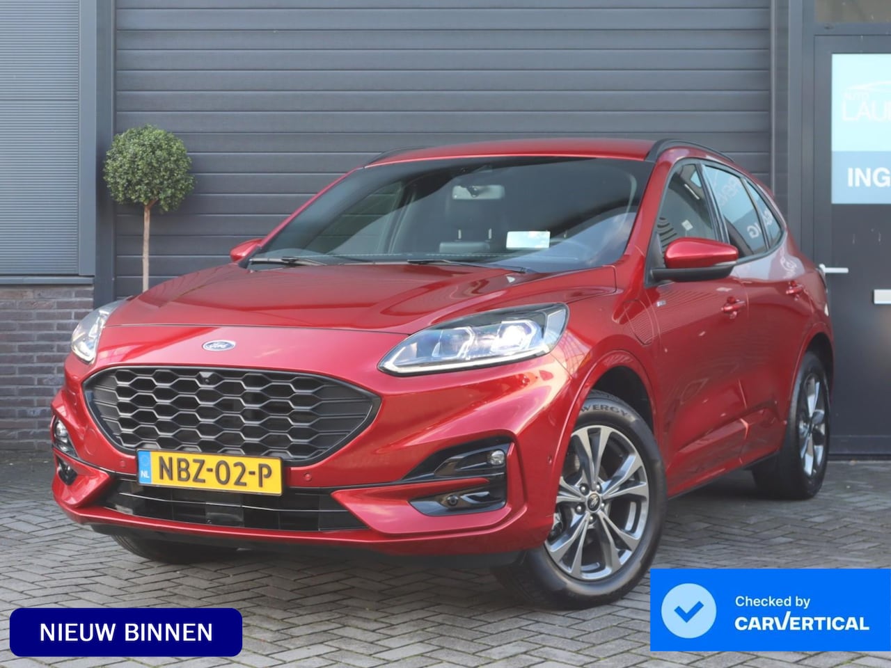 Ford Kuga - 2.5 PHEV ST-Line X | ACC | Stoel en stuurverwarming | Camera | HUD - AutoWereld.nl