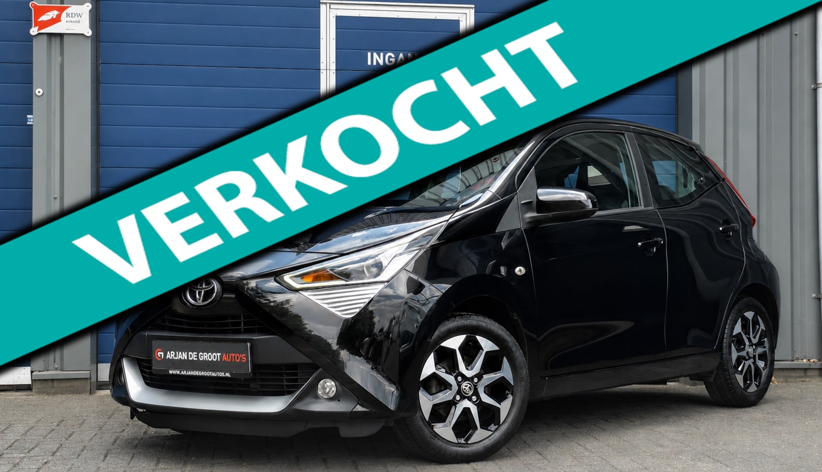 Toyota Aygo - 1.0 VVT-i x-play 5Drs AUTOMAAT Airco Camera Carplay LM velgen - AutoWereld.nl