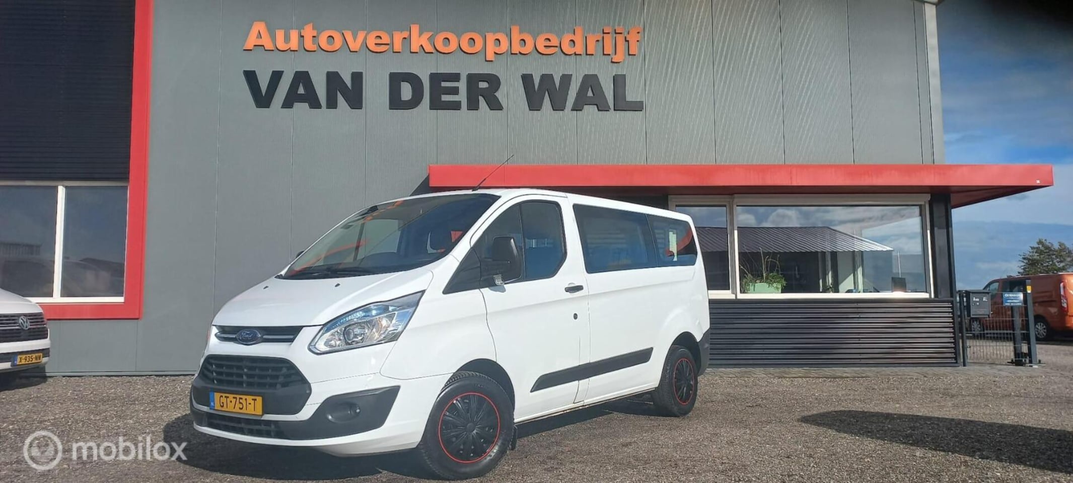 Ford Transit Custom - Combi 300 2.2 TDCI L1H1 Trend/9PERSOONS/PRIJS EX BTW EN INC BPM - AutoWereld.nl