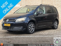 Volkswagen Touran - 1.2 TSI Highline BlueMotion 7p. | Airco | Cruise | Navi | PDC | APK 05-2027 |