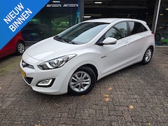Hyundai i30 - 1.6 GDI i-Motion Plus | NIEUWE APK | NAVI | CAMERA | CRUISE | LMV | GOED ONDERHOUDEN |