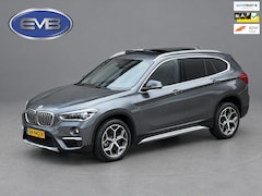 BMW X1 - SDrive20i Automaat Orange Edition II, panoramadak, trekhaak, leder sportinterieur, vele op