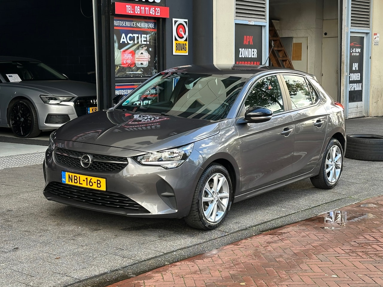 Opel Corsa - 1.2 Edition 5 Deurs Navi Airco Carplay PDC - AutoWereld.nl