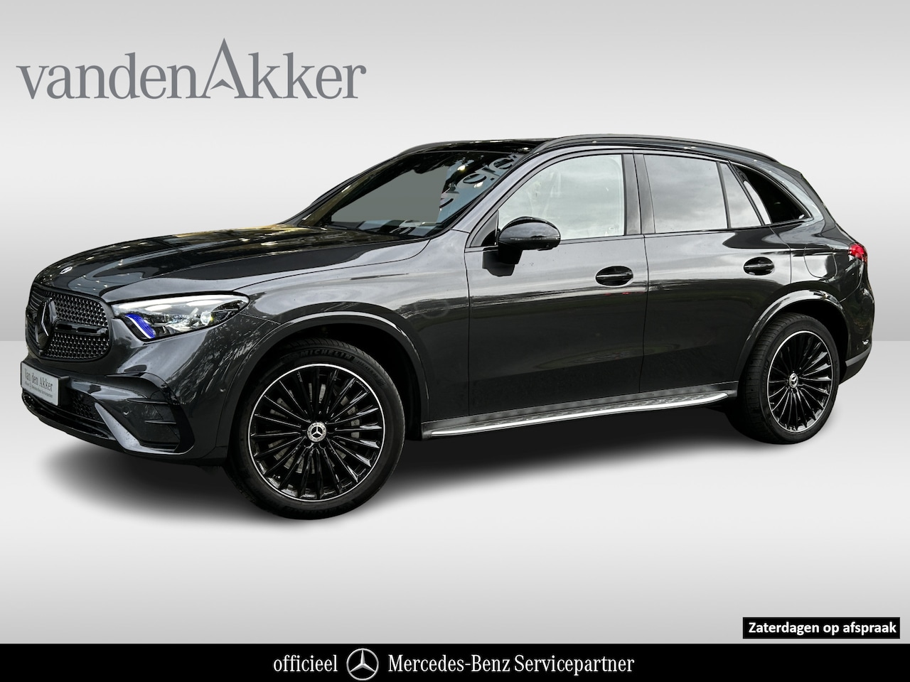 Mercedes-Benz GLC-klasse - 400 AMG // Luchtvering // Multi Contour Stoelen // Achteras Besturing // Panoramadak // Bu - AutoWereld.nl