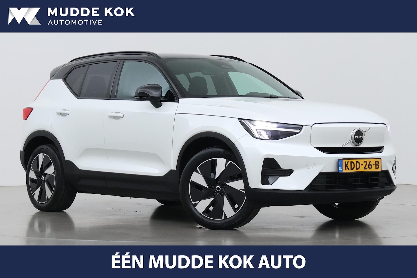 Volvo XC40 - Single Motor Extened Range Core | 82 kWh | Trekhaak | Camera | Getint glas | Cruise Contro - AutoWereld.nl