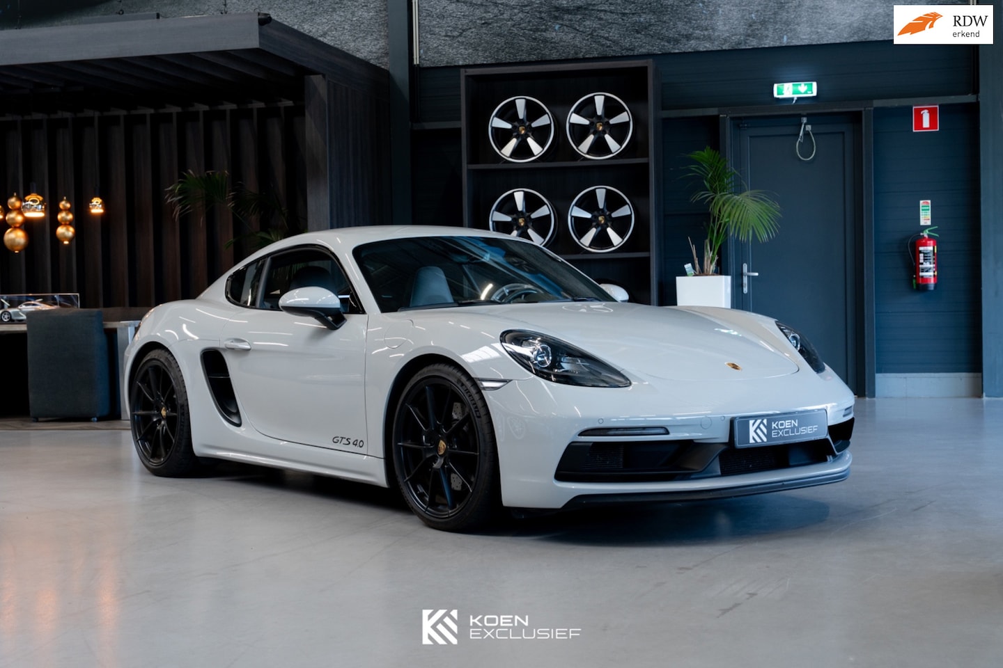 Porsche 718 Cayman GTS - 4.0 (2021, NL) Approved tot 02/2028, 18- weg stoelen, BOSE, CarPlay ,volledig leder - AutoWereld.nl