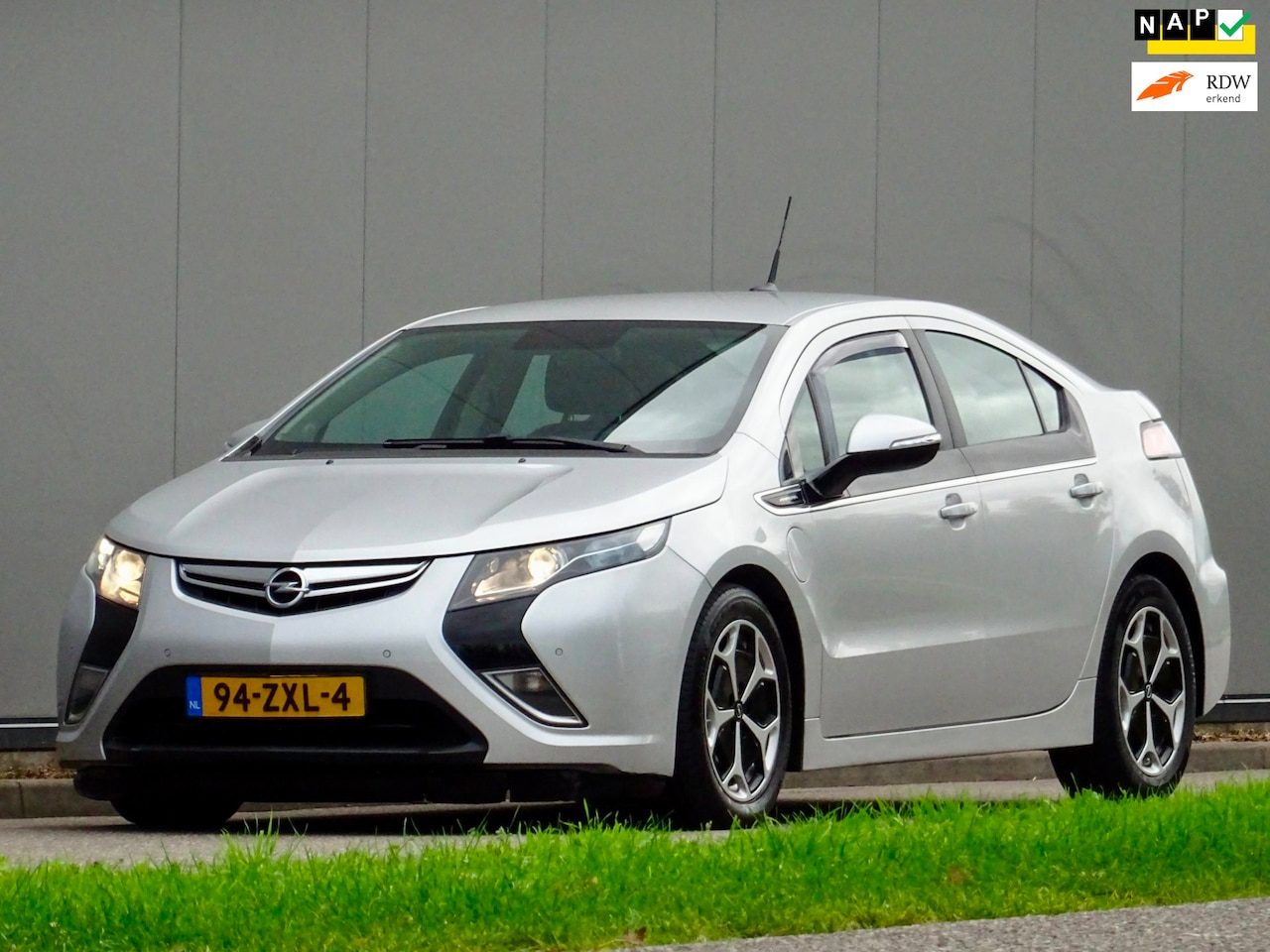 Opel Ampera - 1.4 | LEER | Perfect Onderhoud! | NL | - AutoWereld.nl