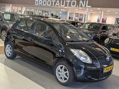 Toyota Yaris - 1.0 VVTi + Airco, Lederen Interieur, Trekhaak, Stuurbekrachtiging