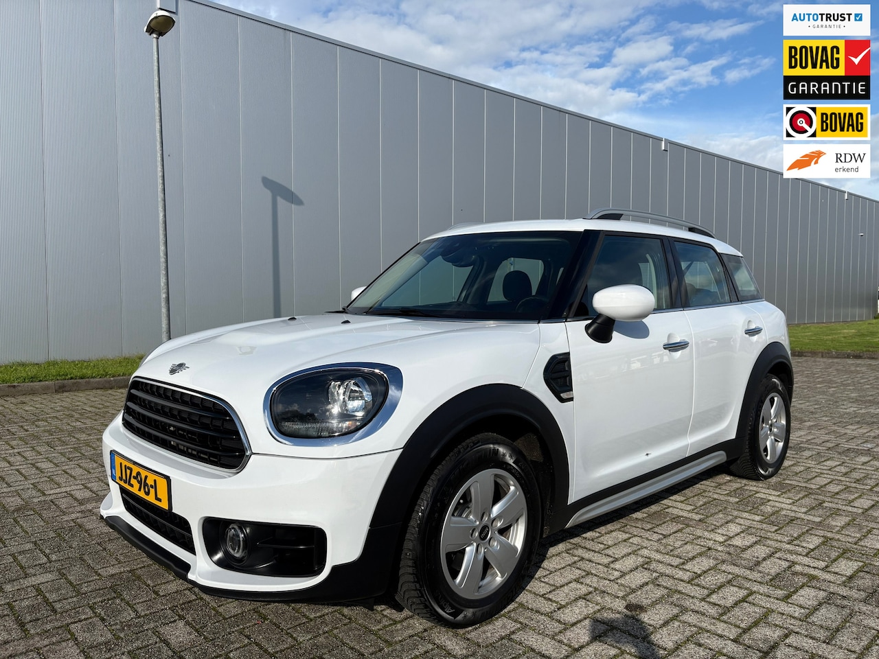 MINI Countryman - Cruise control, Navigatie , 1.5 One Salt - AutoWereld.nl
