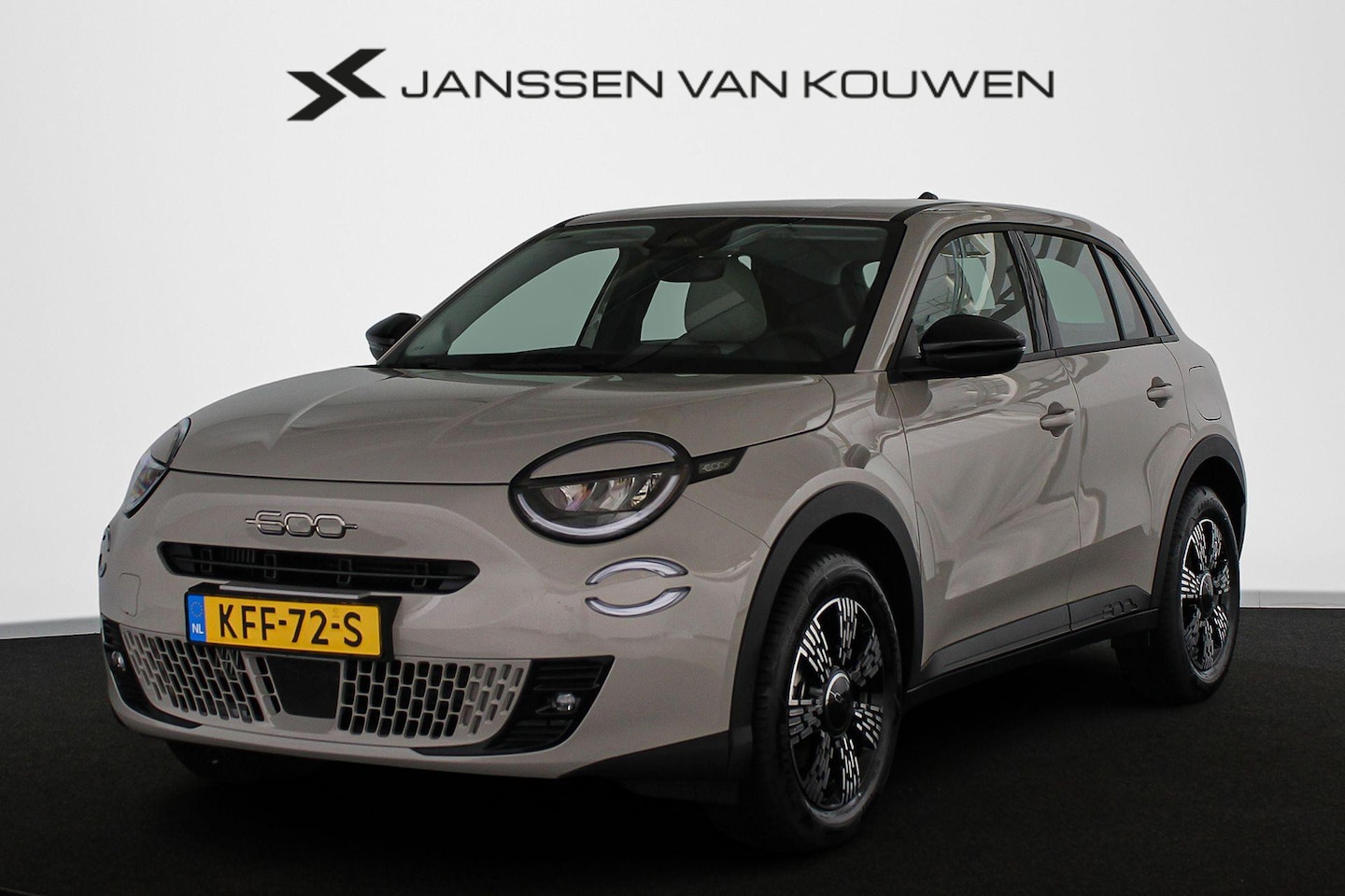 Fiat 600 - 1.2 Hybrid Icon Automaat Apple CarPlay 17" - AutoWereld.nl