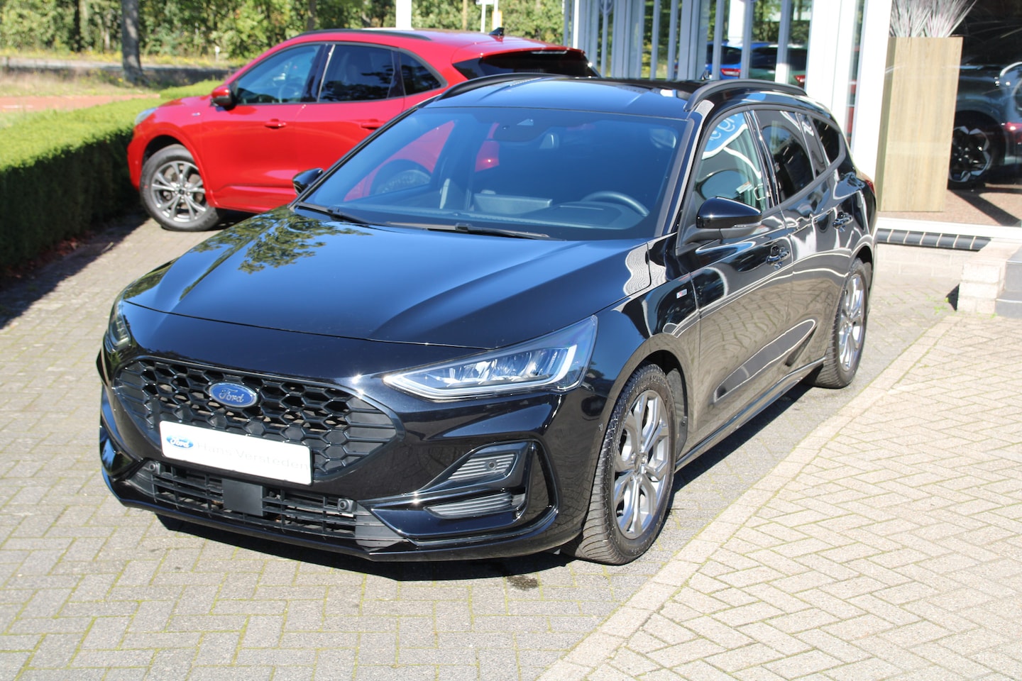 Ford Focus Wagon - 1.0 EcoBoost Hybrid ST Line X 155 PK Automaat TREKHAAK AFNEEMBAAR | WINTER-PACK | CAMERA - AutoWereld.nl