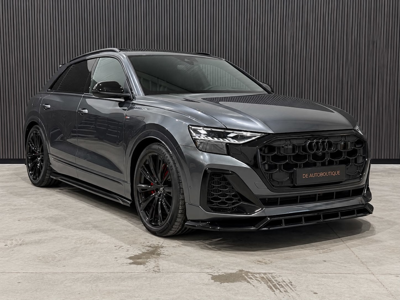Audi Q8 - 60 TFSIe Quattro S Competition / Pano / RS Zetel / Softclose / 4WD Besturing - AutoWereld.nl