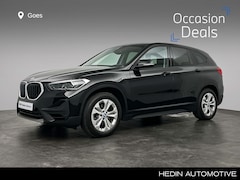 BMW X1 - xDrive25e | Trekhaak | Panoramadak | Stoelverwarming | Sportstoelen | Extra getint glas ac