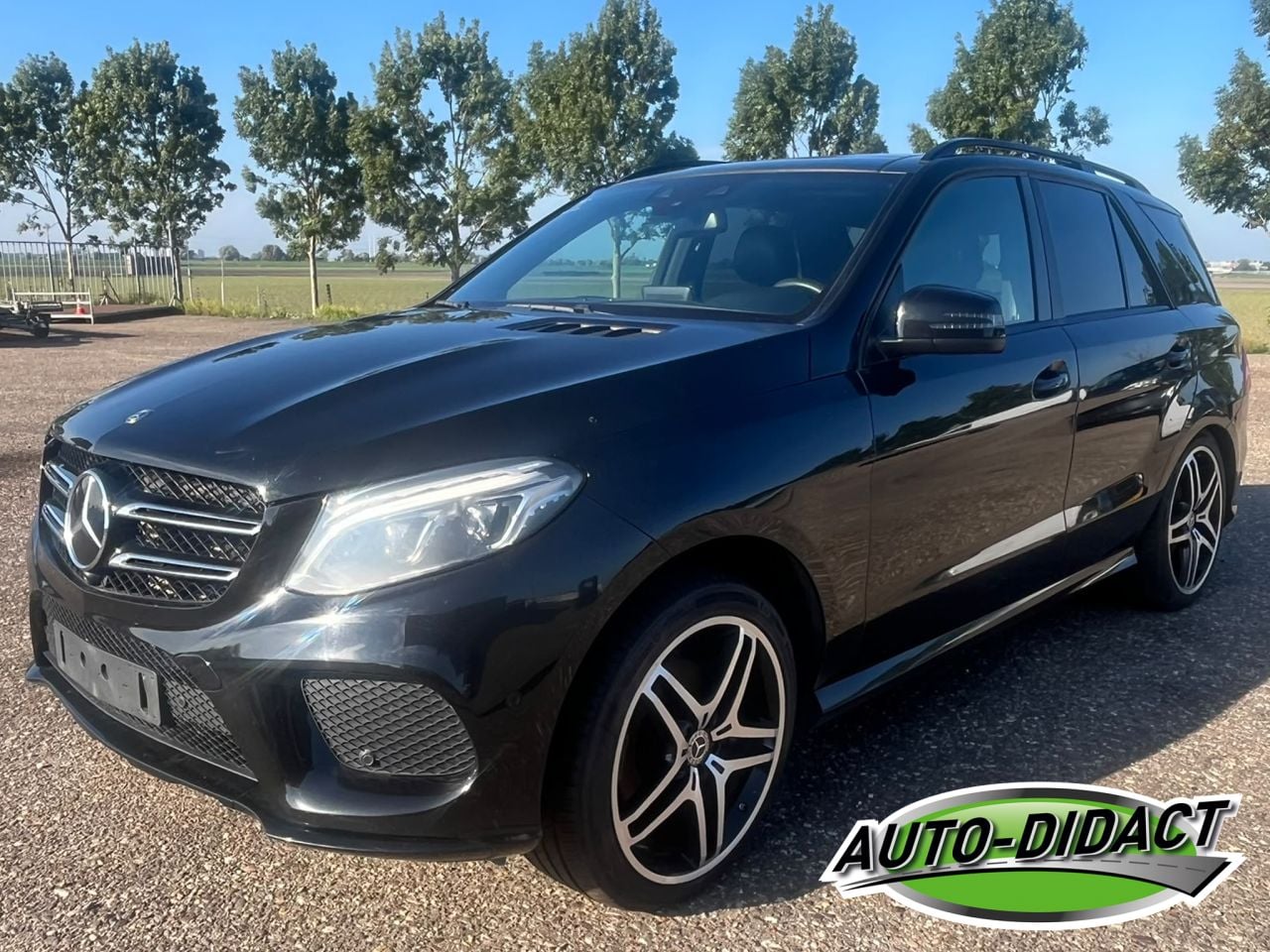 Mercedes-Benz GLE-Klasse - 350d 4MATIC Automaat Navi Clima MOTORSCHADE - AutoWereld.nl