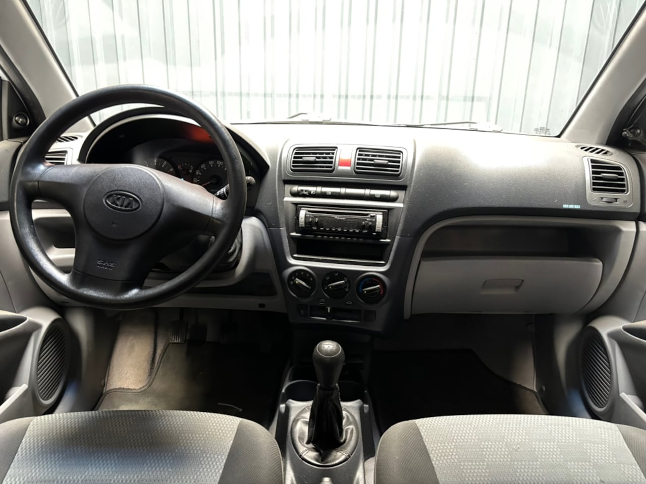 Kia Picanto - 1.0 LXE / APK / AIRCO / NAP / 5DR - AutoWereld.nl