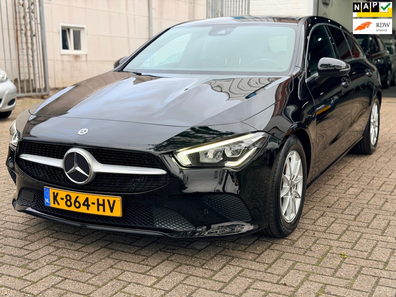 Mercedes-Benz CLA-klasse Shooting Brake - 180 Business Solution Bj:2020|Led|NAP - AutoWereld.nl