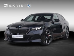BMW i5 - M60 xDrive M Sport Pro | Trekhaak | Bowers & Wilkins | Panoramadak | Head-up | Rondomzicht