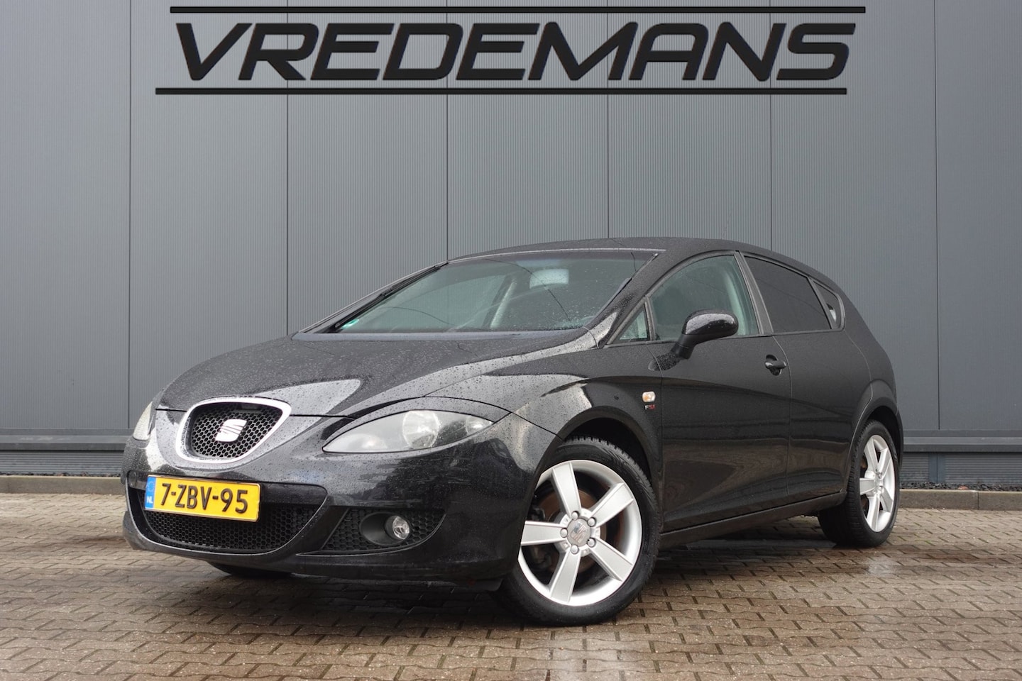 SEAT Leon - 2.0 FSI Reference 2.0 FSI Reference - AutoWereld.nl