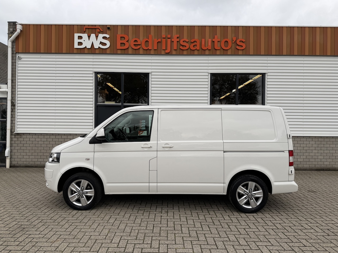 Volkswagen Transporter - 2.0 TDI 140pk DSG L1H1 Comfortline / vaste prijs rijklaar € 9.950 ex btw / dubbele schuifd - AutoWereld.nl