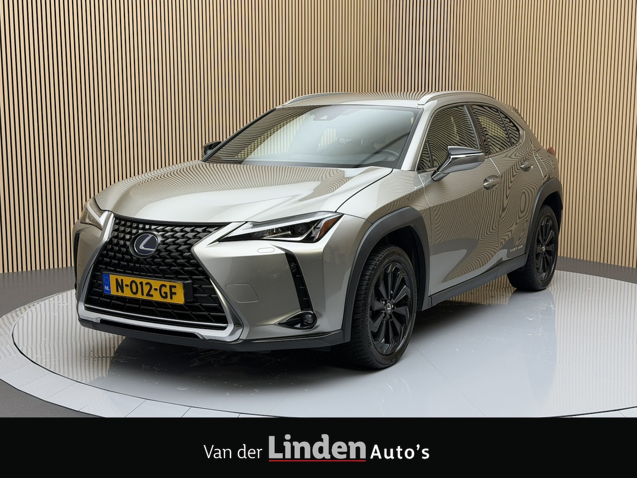 Lexus UX - 300e Business Pack Pro SOH 98,5% | Camera | Elektrische Stoelen | Leer | Carplay&Android - AutoWereld.nl