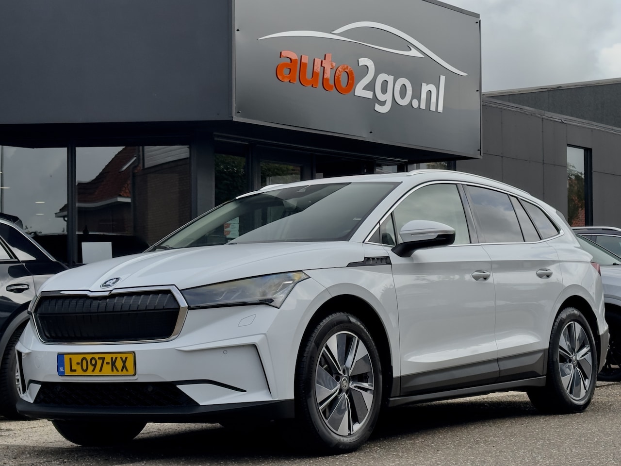 Skoda Enyaq iV - 80 SOH 91,4% PANODAK VOL-LEDER NAVI CAMERA APPLE-CARPLAY DIGI-DASH LED LMV PDC - AutoWereld.nl