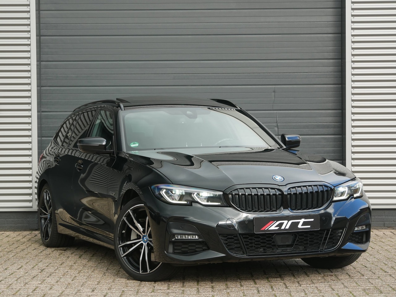 BMW 3-serie Touring - 330e M-Sport, Pano, Trekhaak, Laser, Head-up, Adaptive Cruise - AutoWereld.nl
