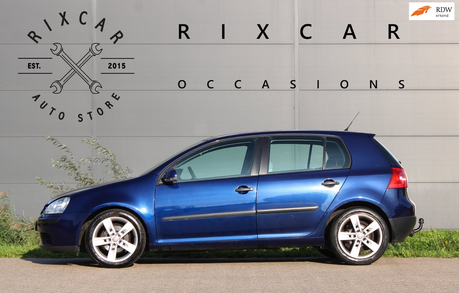 Volkswagen Golf - 1.6 FSI Turijn Airco Navigatie Trekhaak !!NIEUWBINNEN!! - AutoWereld.nl