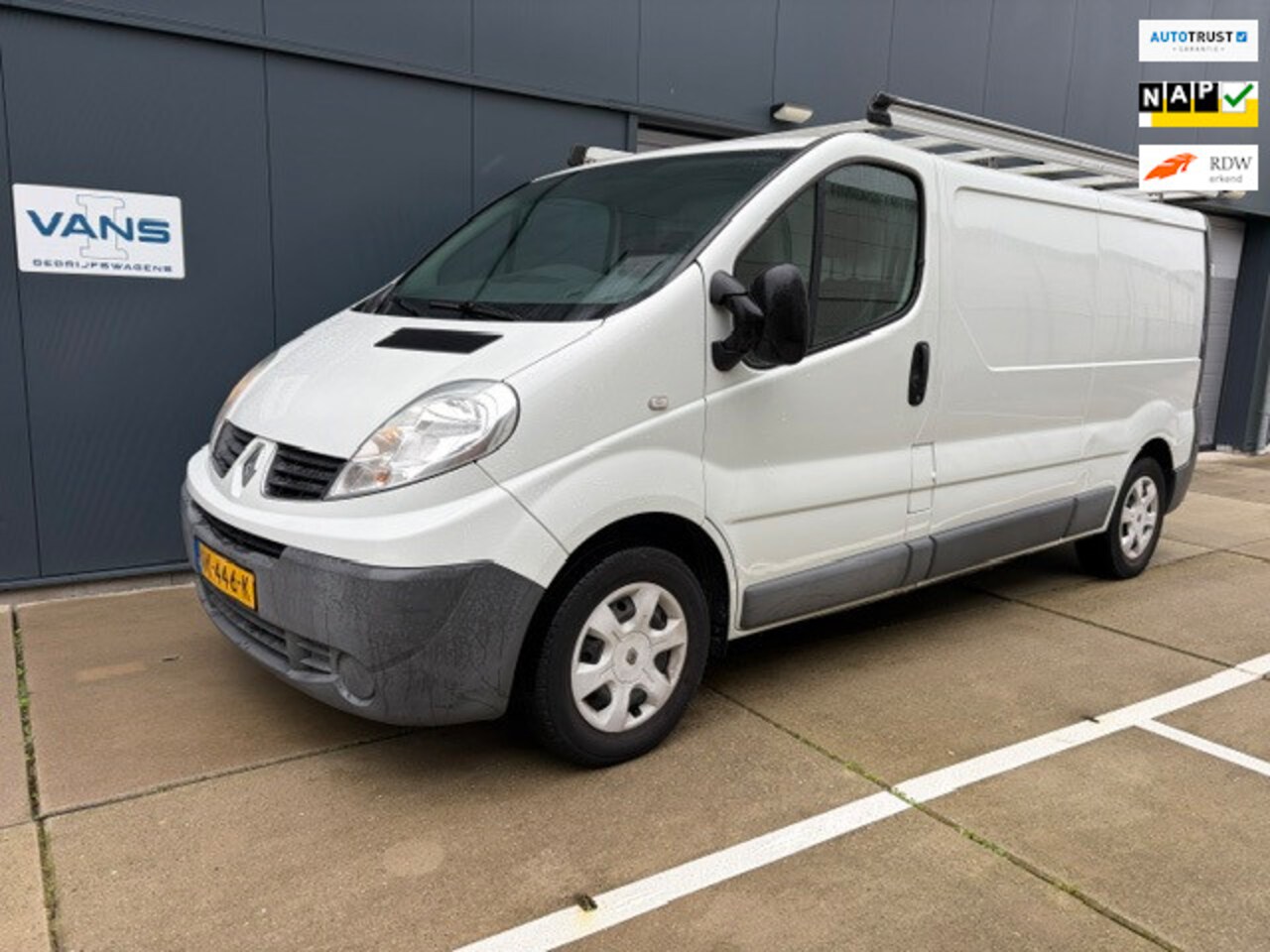 Renault Trafic - 2.0 dCi T29 L2H1 Eco Black Edition 2.0 dCi T29 L2H1 Eco Black Edition - AutoWereld.nl
