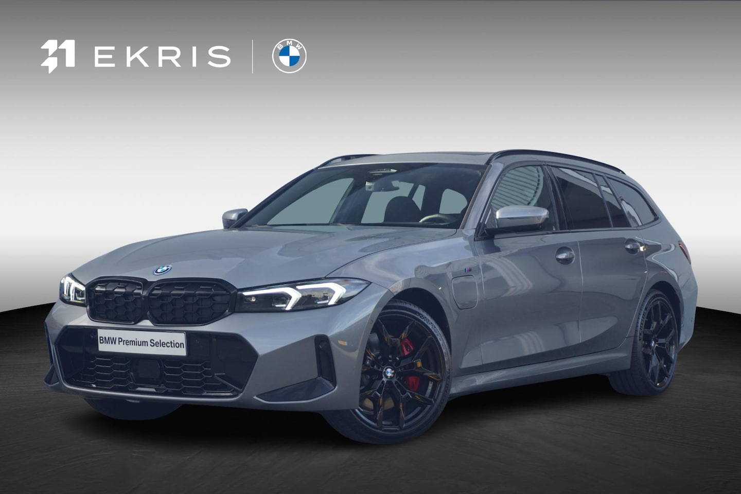 BMW 3-serie Touring - 330e M Sportpakket | Comfort Pack | Innovation Pack | Harman Kardon - AutoWereld.nl