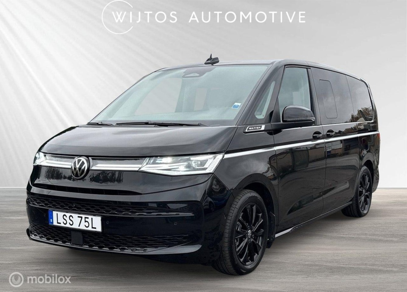 Volkswagen Multivan - 1.5 eHybrid L2 4M Good Night Package - AutoWereld.nl