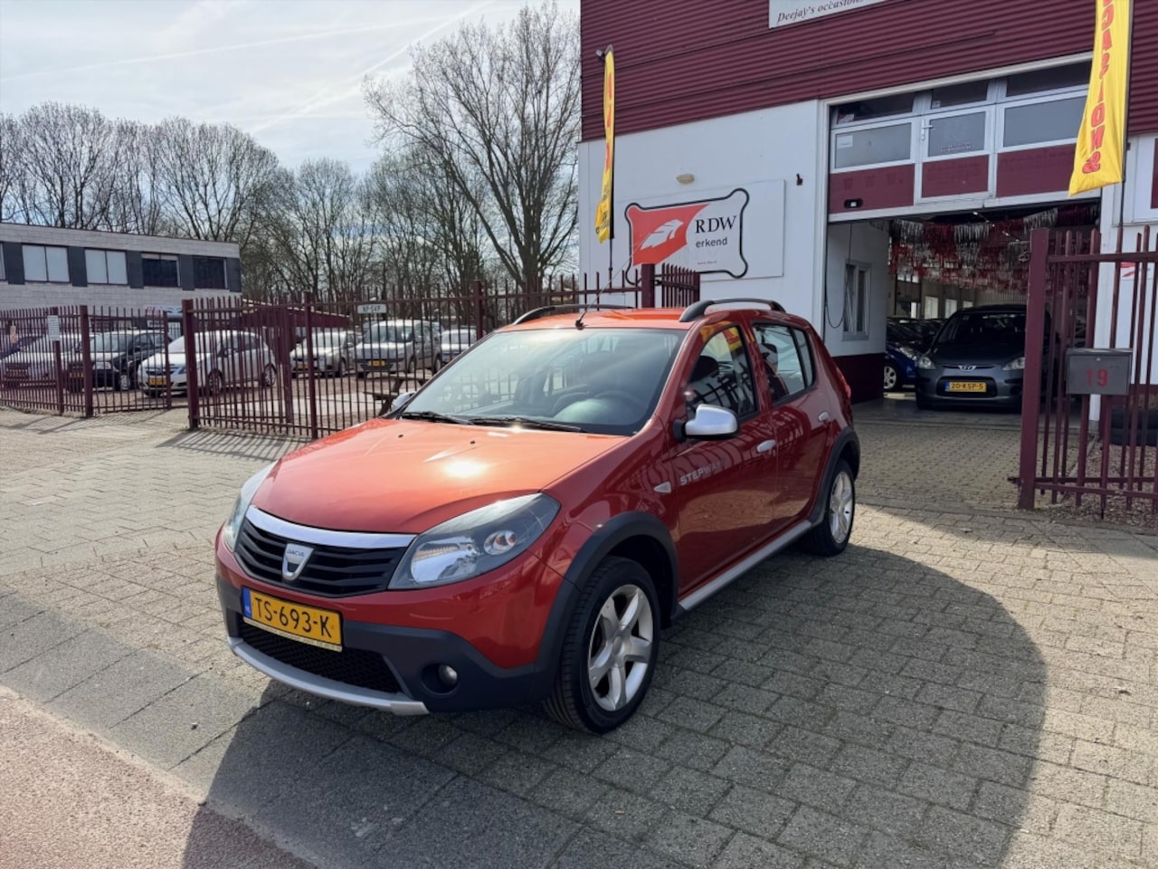 Dacia Sandero - 1.6 MPI 85pk - AutoWereld.nl