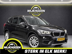 BMW X1 - SDrive18i Executive Automaat met Led Navigatie Cruise Trekhaak