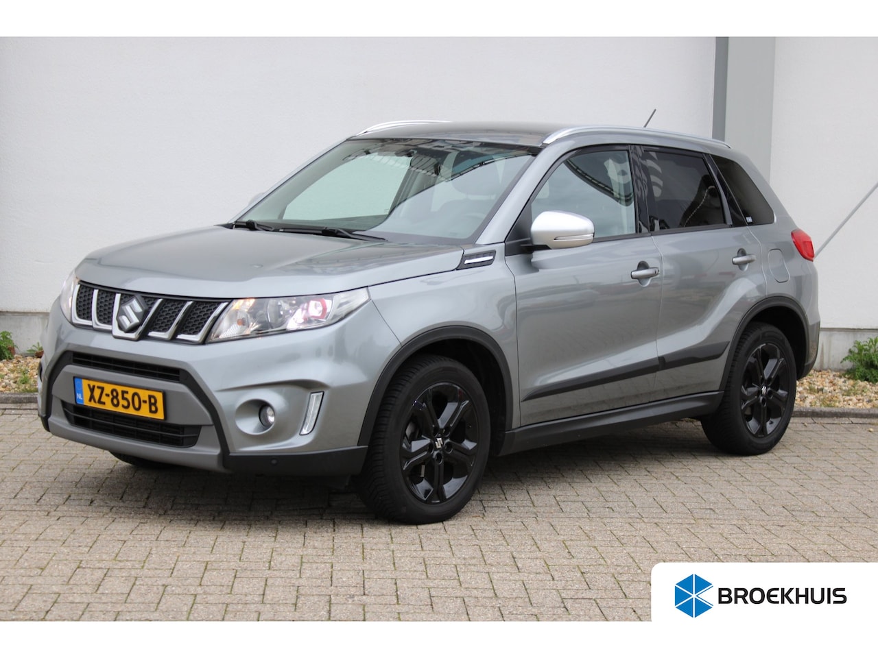 Suzuki Vitara - 1.4 S Allgrip 4X4 / Trekhaak / Navigatie via Carplay / Alcantara / Stoelverwarming / Parke - AutoWereld.nl