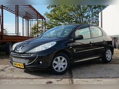 Peugeot 206 - 1.4 Millesim 200 | Airco | Zeer Goed onderhouden | Lage KMS