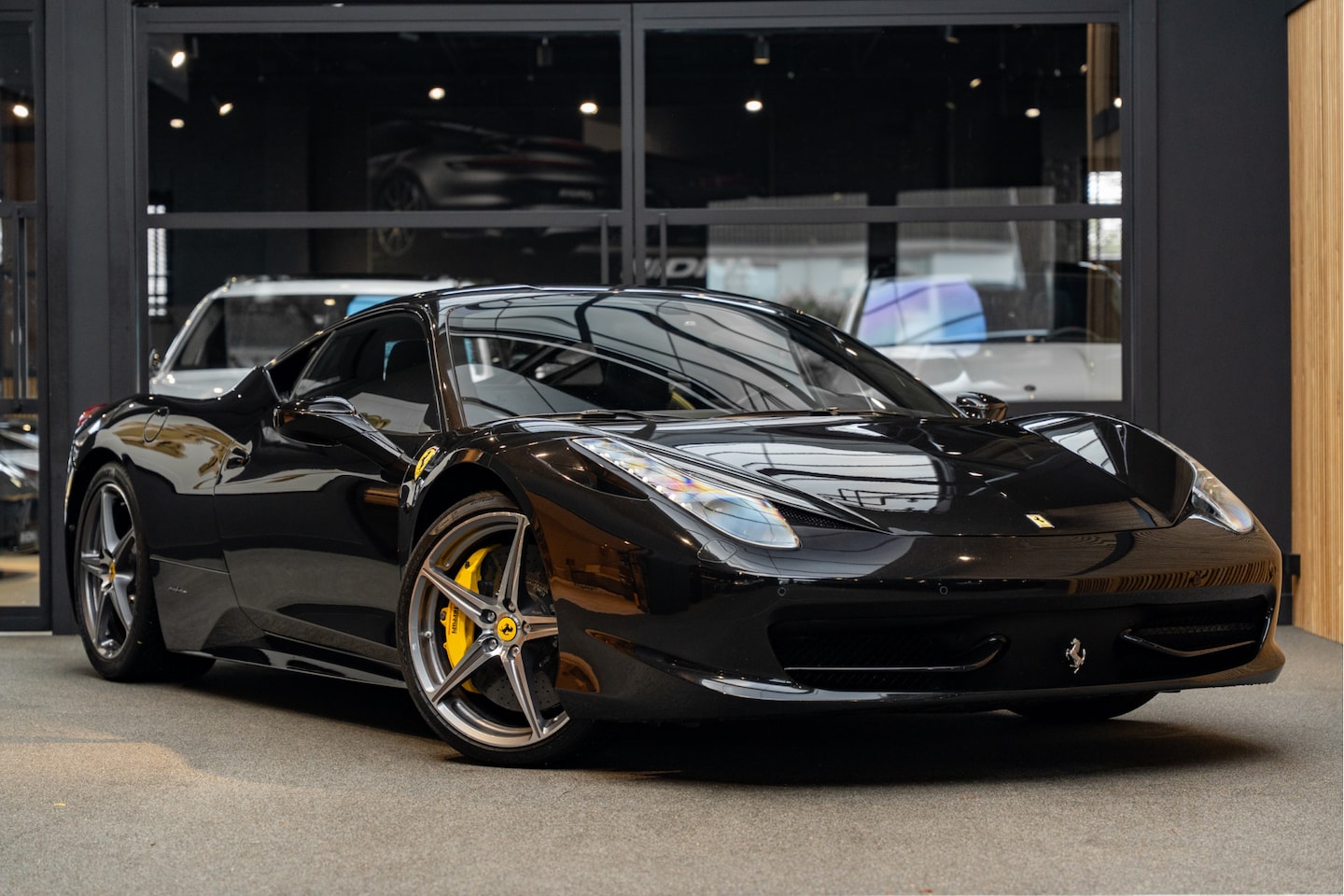 Ferrari 458 - Italia Daytona Seats Carbon Lift JBL 4.5 V8 Italia - AutoWereld.nl