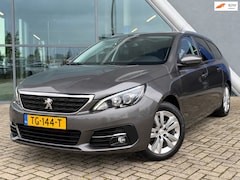 Peugeot 308 SW - 1.2 PureTech Blue Lease Executive Panoramadak / Trekhaak / Cruise Control