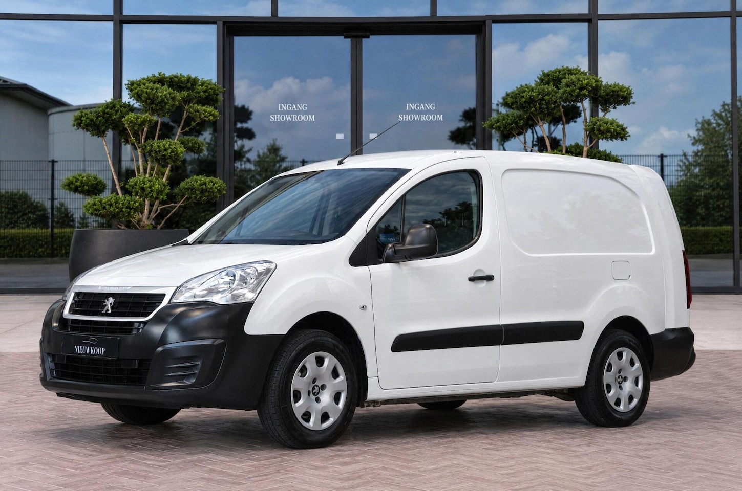 Peugeot e-Partner - Electric L2 Pro | CRUISE | AIRCO - AutoWereld.nl