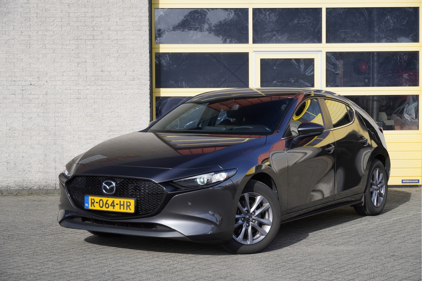 Mazda 3 - 3 2.0 e-SkyActiv-G M Hybrid 123PK! 5drs Comfort BJ2022 Lmv 16" | Led V+A | Pdc | Keyless e - AutoWereld.nl