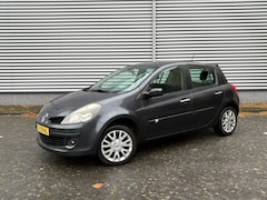 Renault Clio - 1.6-16V Dynamique NIEUWE APK Trekhaak Airco Cruise