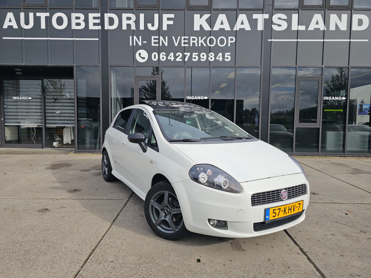 Fiat Grande Punto - 1.4 NeroBianco - Pano - Airco - AutoWereld.nl
