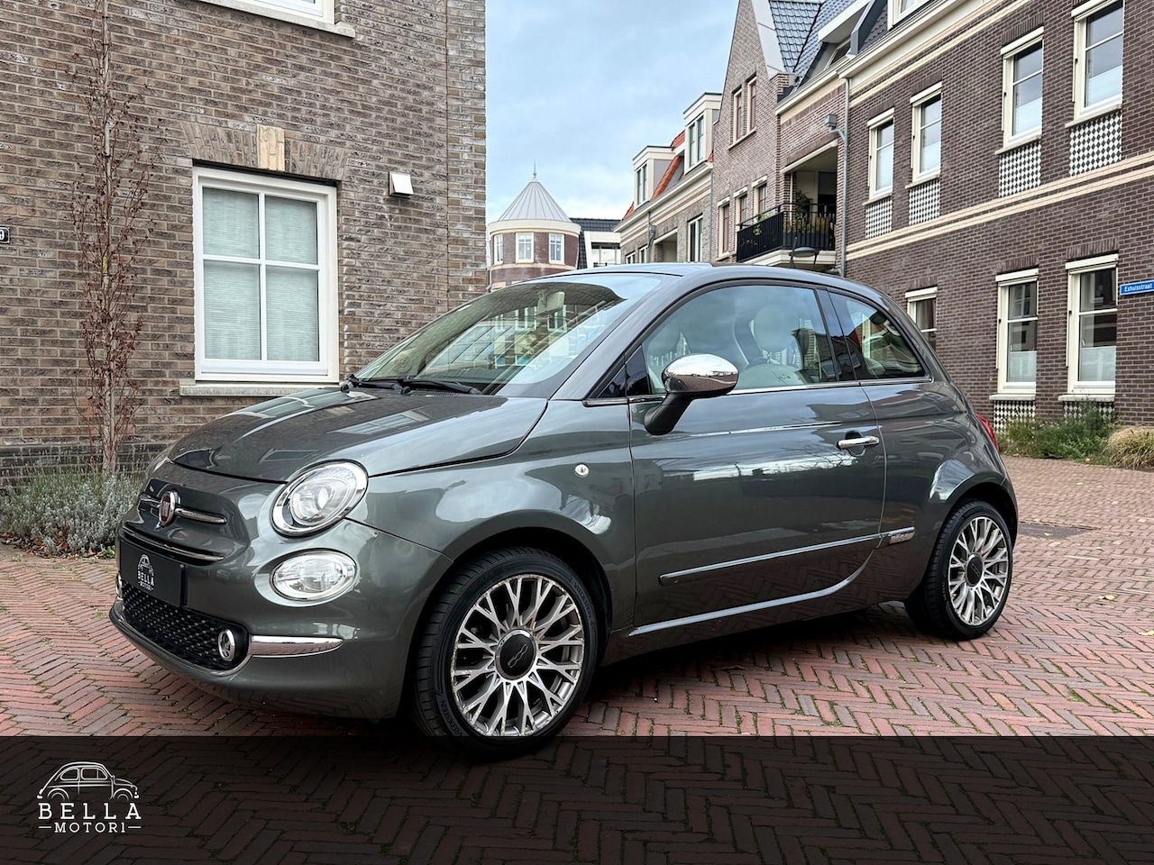Fiat 500 - 1.2 Lounge | RIJKLAARPRIJS | Panoramadak | Navigatie | Parkeersensoren | Chrome-pakket - AutoWereld.nl