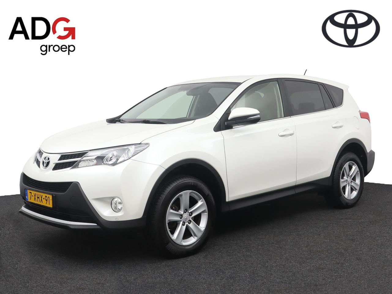 Toyota RAV4 - 2.0 Dynamic 4WD | Trekhaak | 2000 kg trekgewicht | dealeronderhouden | - AutoWereld.nl